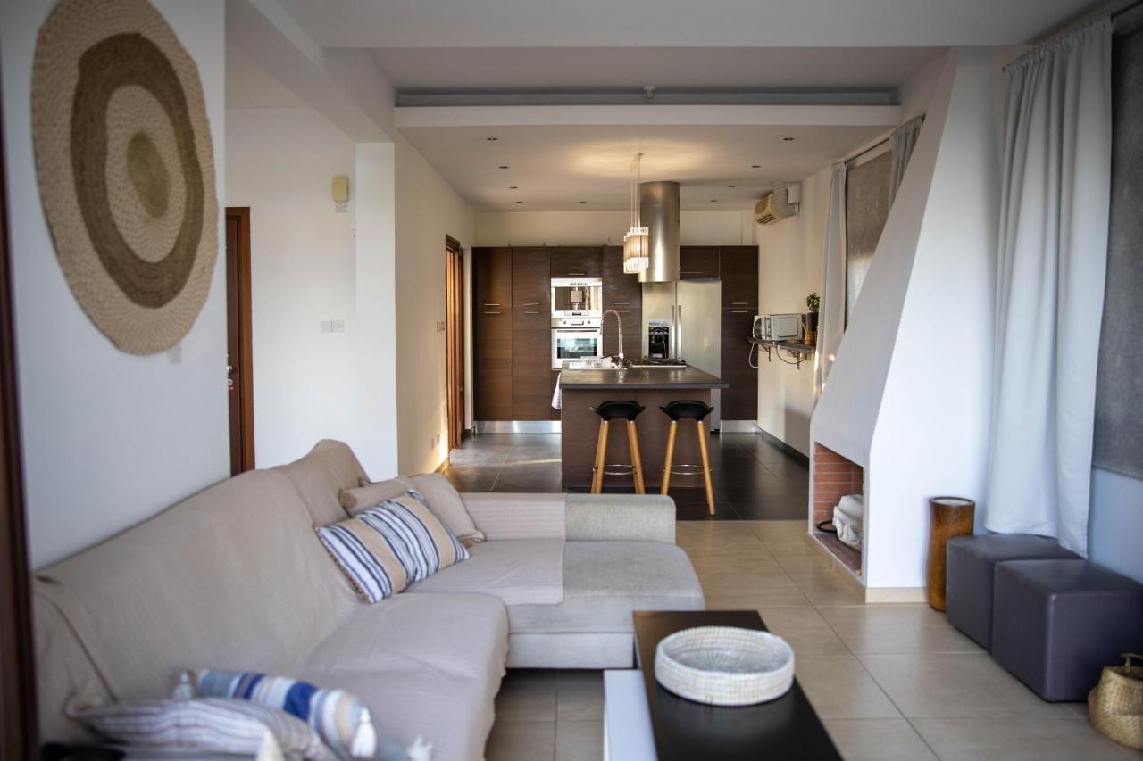 Balinese Villa Айя Напа Екстериор снимка